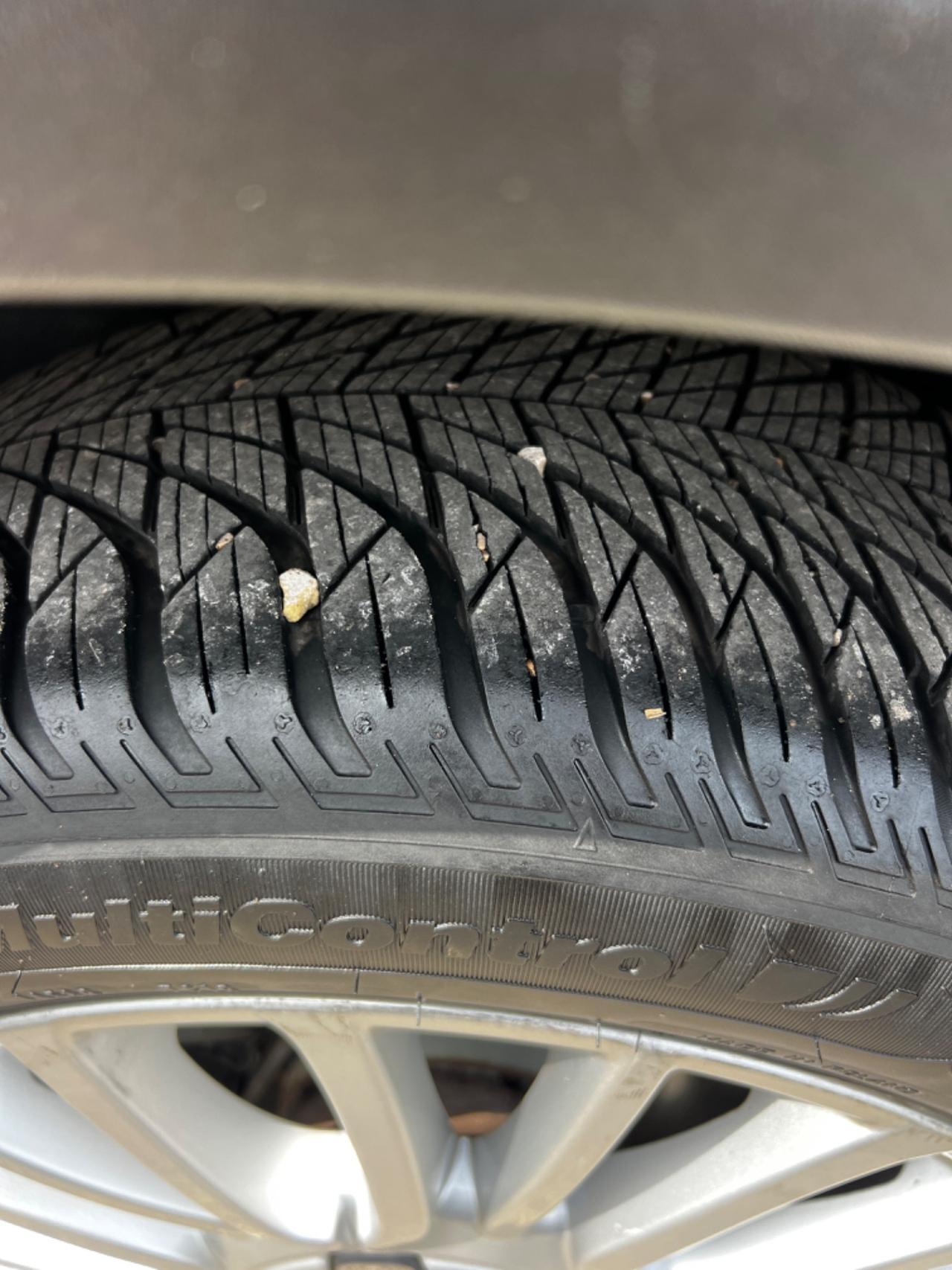 Lancia Ypsilon 1.2 Argento xfetta in tutto!!!