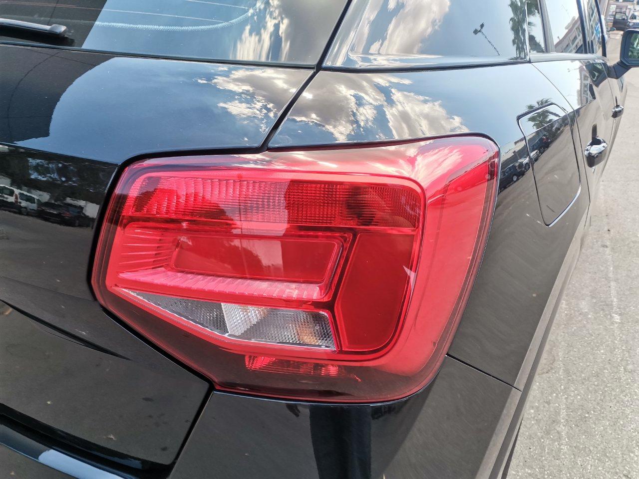 Audi Q2 35 2.0 tdi Identity Black s-tronic