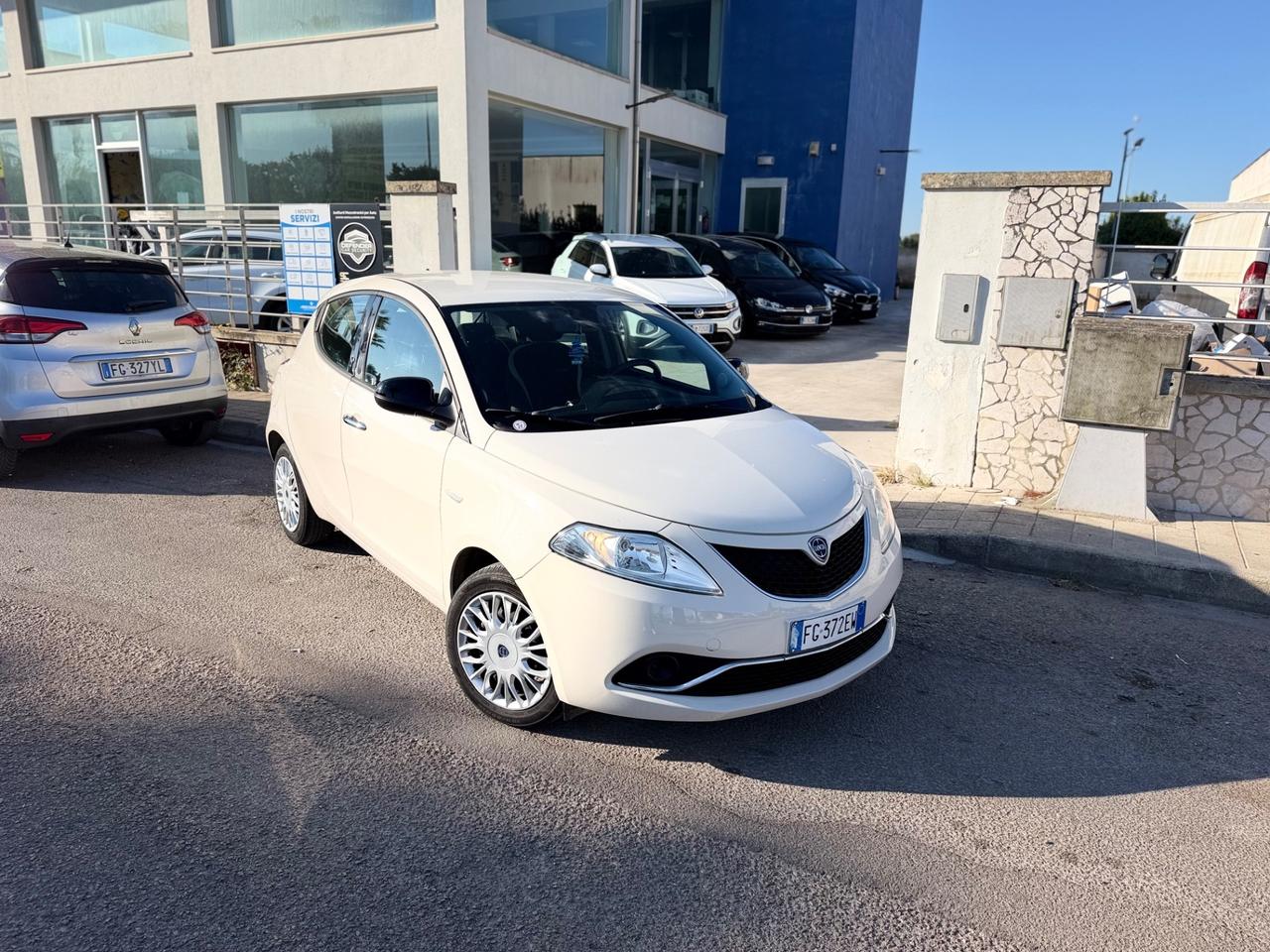 Lancia Ypsilon 1.2 69 CV 5 porte GPL Ecochic Silver