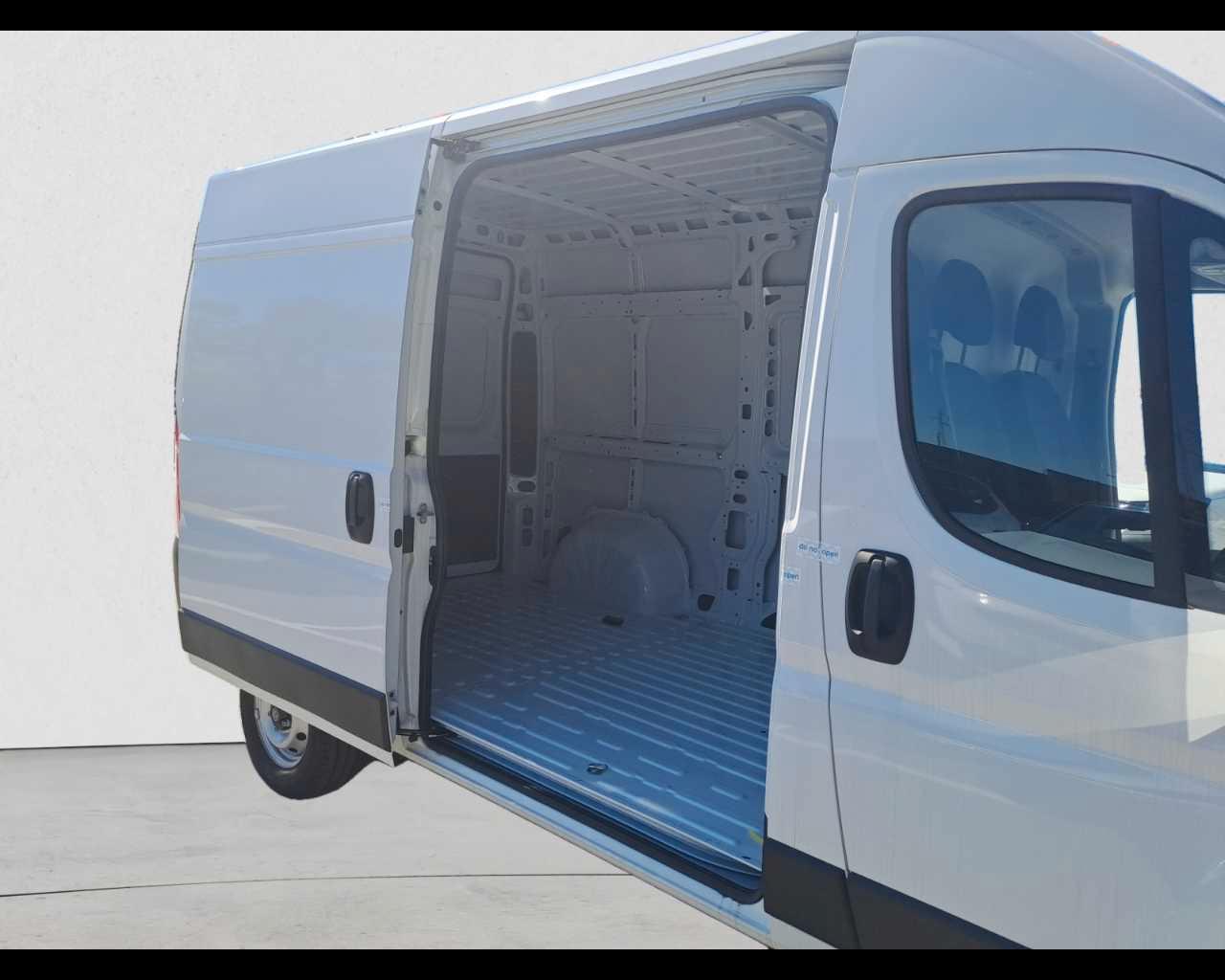 PEUGEOT Boxer Furgone 333 L2 H2 2.2 BlueHDi 120 cv S&S