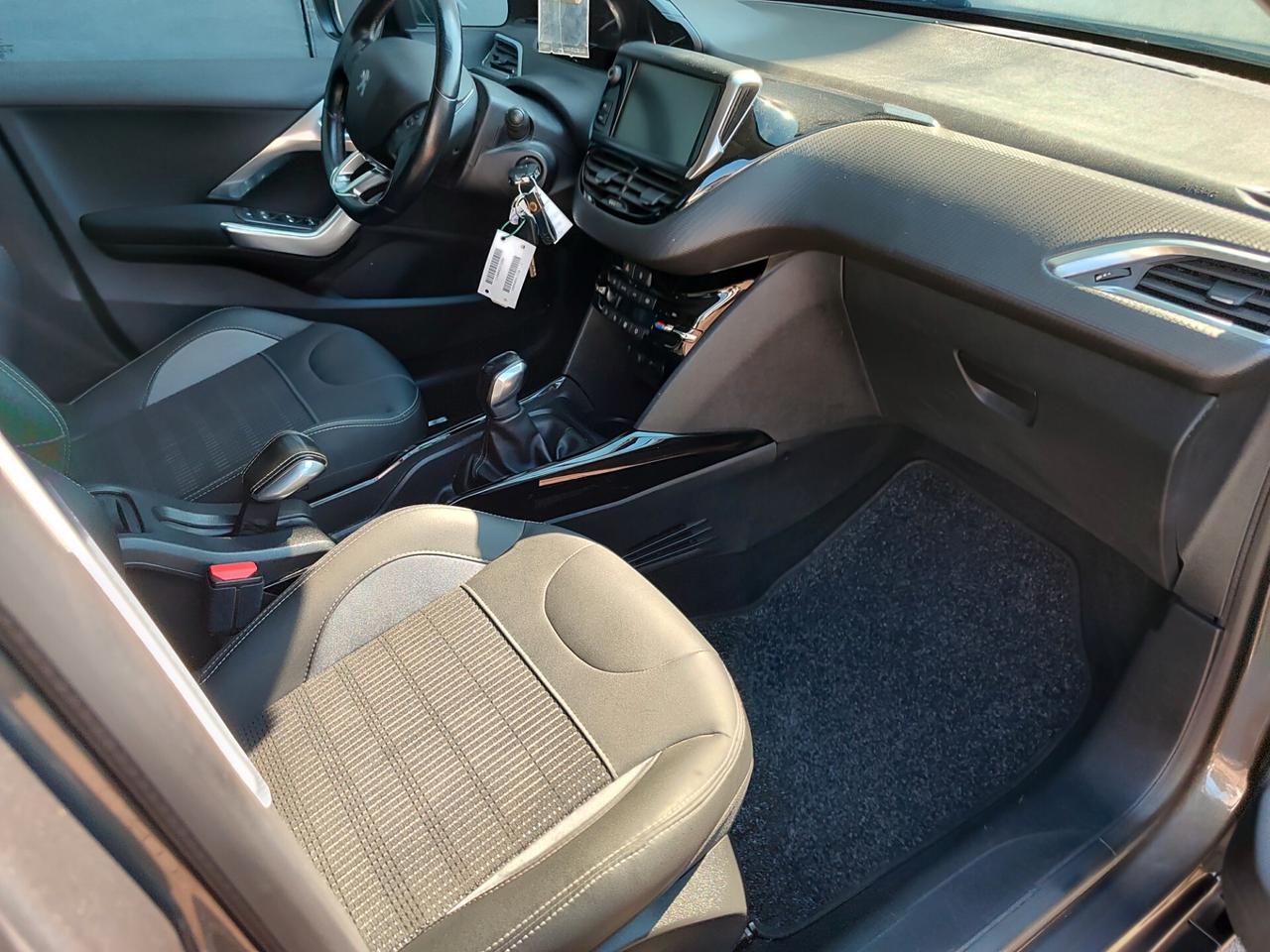 Peugeot 2008 PureTech 82 S&S Allure