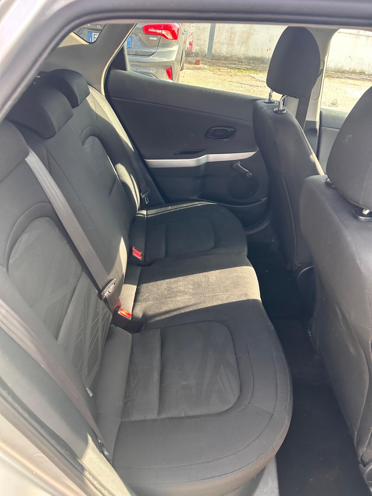 Kia Ceed cee'd 1.4 ECO GPL 5 porte Cool