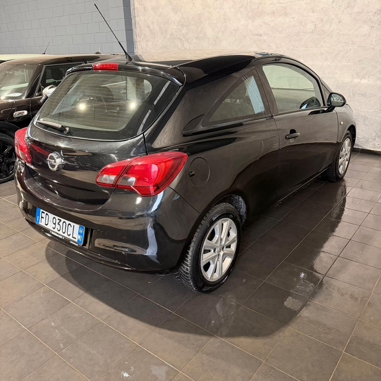 Opel Corsa 1.2 Coupé n-Joy
