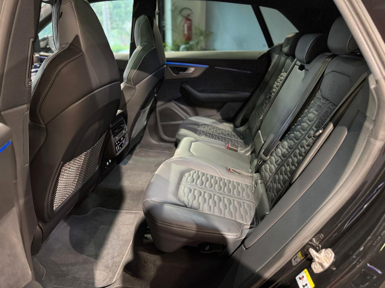 Audi RS Q8 quattro V8 tiptronic