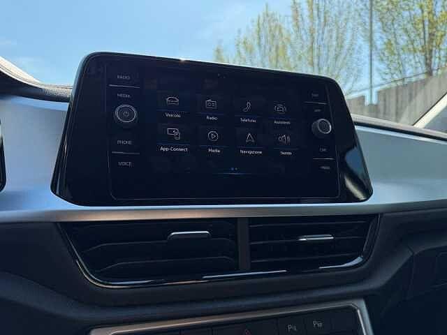 Volkswagen T-Roc 1.0TSI 110CV Life - NEOPATENTATI -