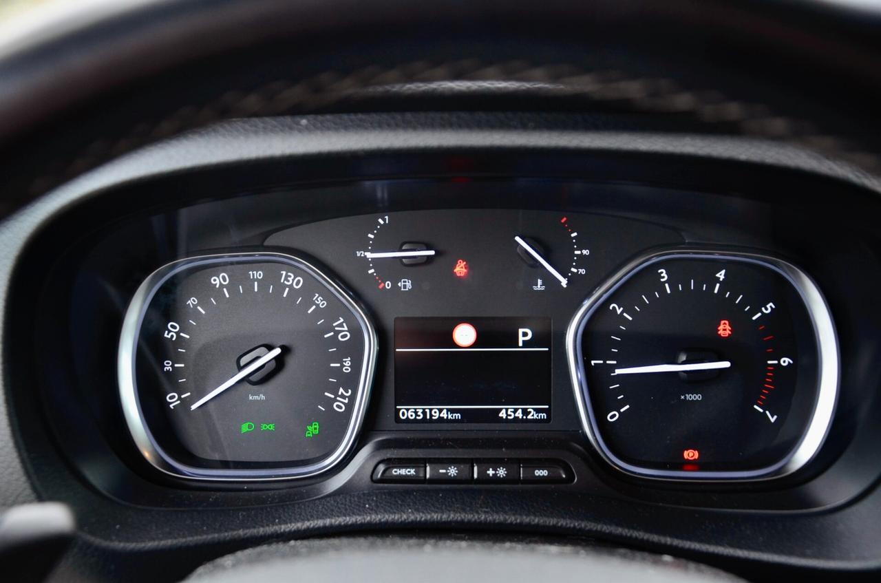 TOYOTA PROACE VERSO 2.0 LUXURY 177cv AT8, 8 POSTI, UNICOPR, SERVICE TOYOTA, UFF ITALIANA, TETTO, PELLE, PORTE ELETTRICHE, PERMUTE