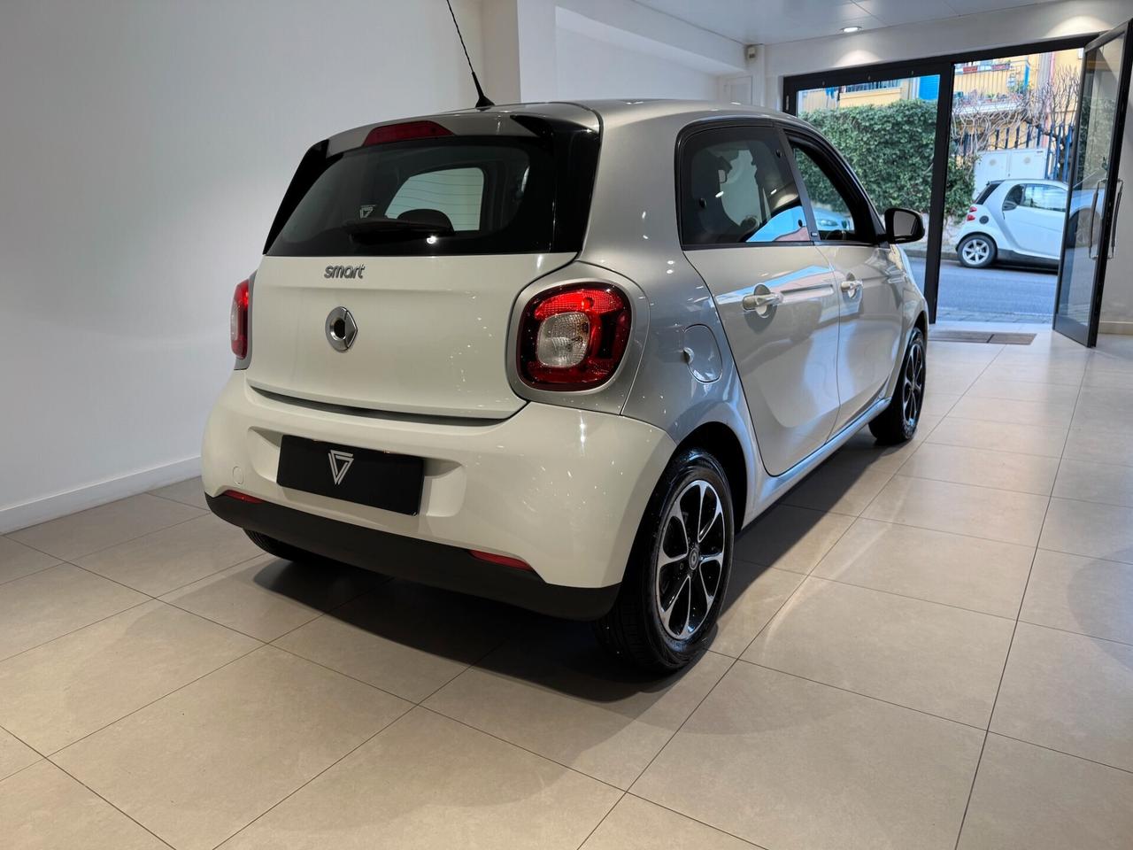 Smart ForFour 70 1.0 Passion