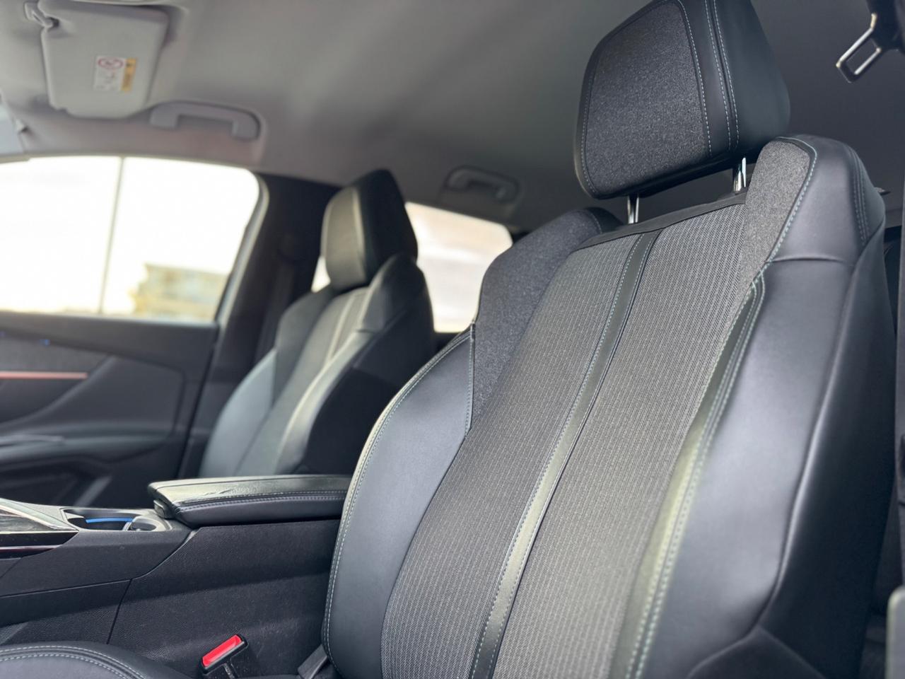 PEUGEOT 3008 1.6 BLUEHDI 130 CV ALLURE FULL NAVI RETRO IVA
