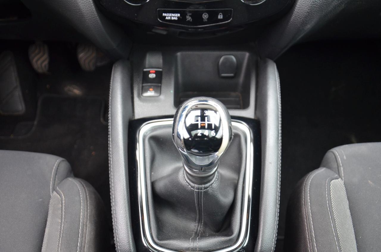 Nissan Qashqai 1.3 DIG-T 140 CV N-Connecta