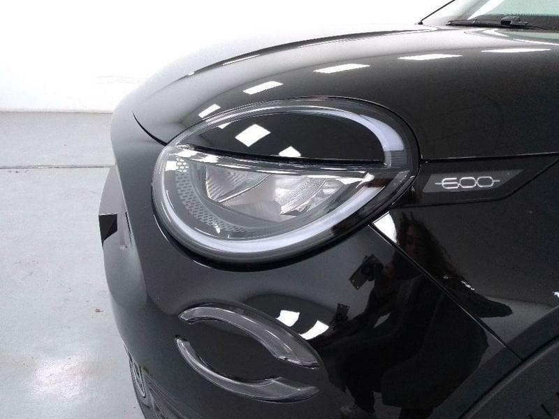 FIAT 600 1.2 hybrid Business 110cv auto