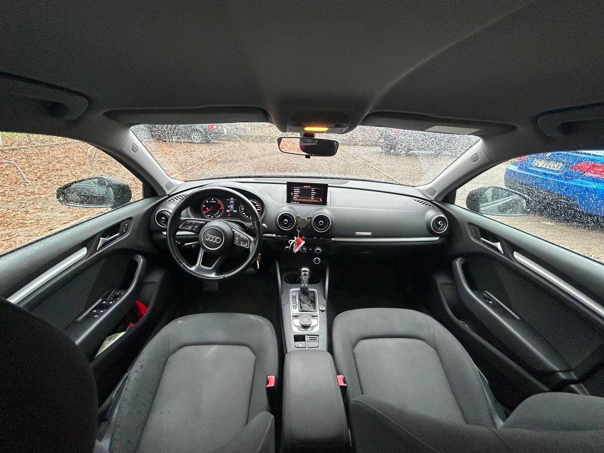 Audi A3 Sportback 30 1.6 tdi Business 116cv s-tronic