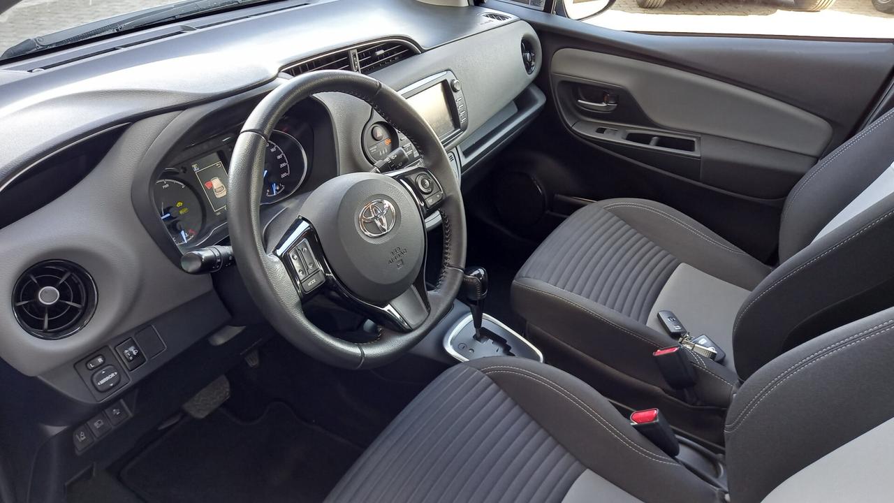 Toyota Yaris 1.5 Hybrid 5 porte Active