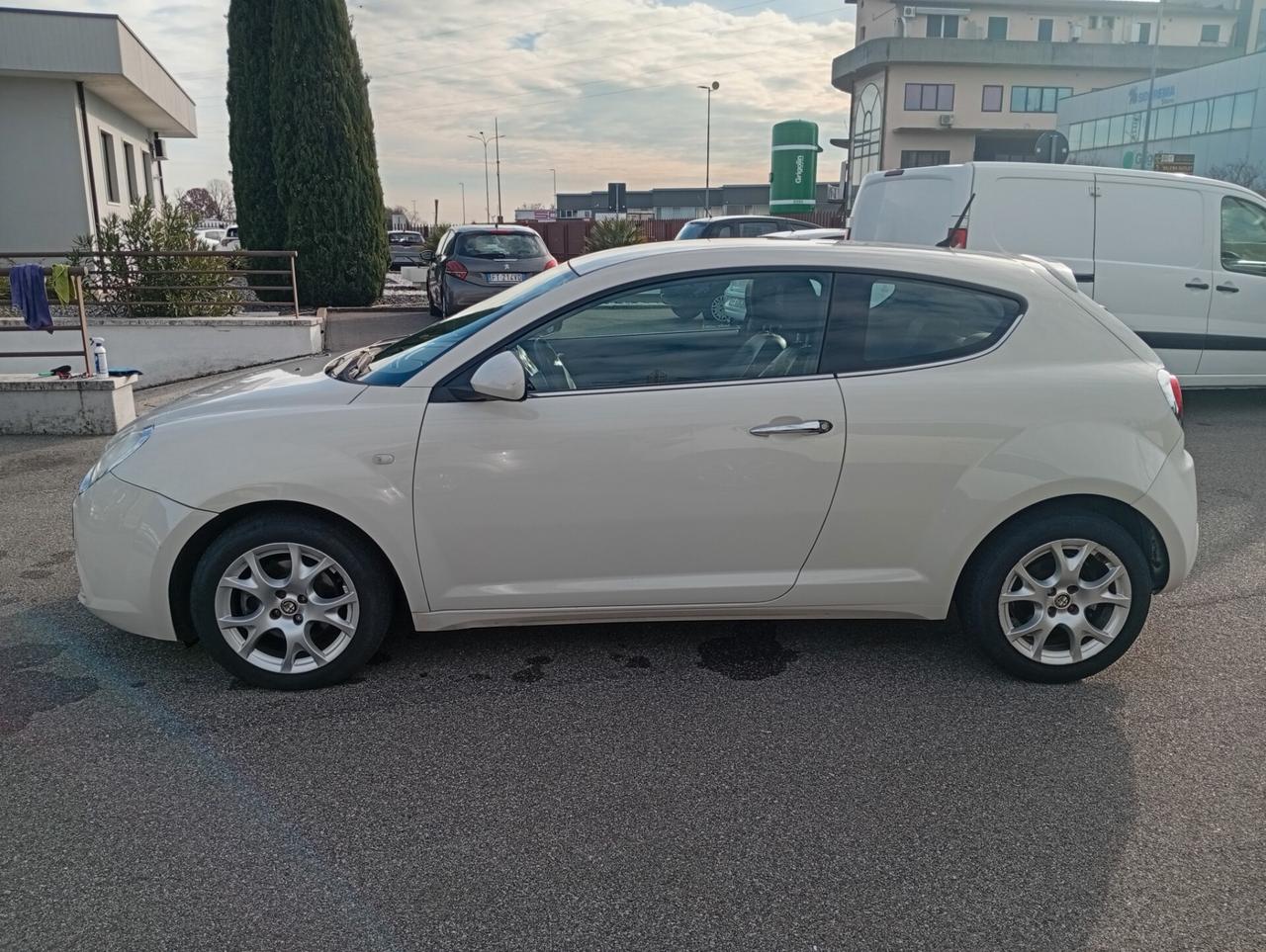 Alfa Romeo MiTo 1.4 T 155 CV Distinctive