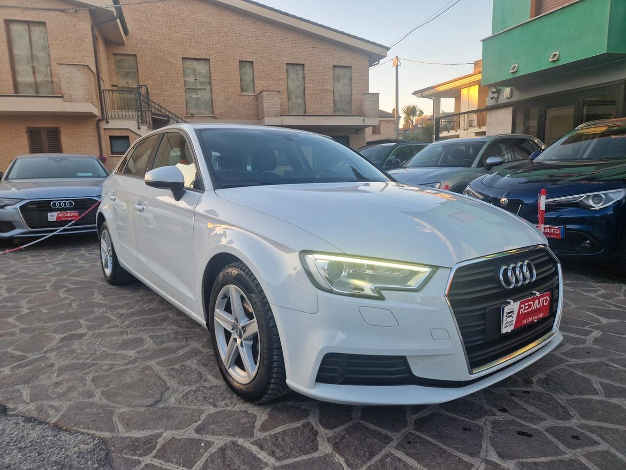 Audi A3 SPB 30 TDI Business