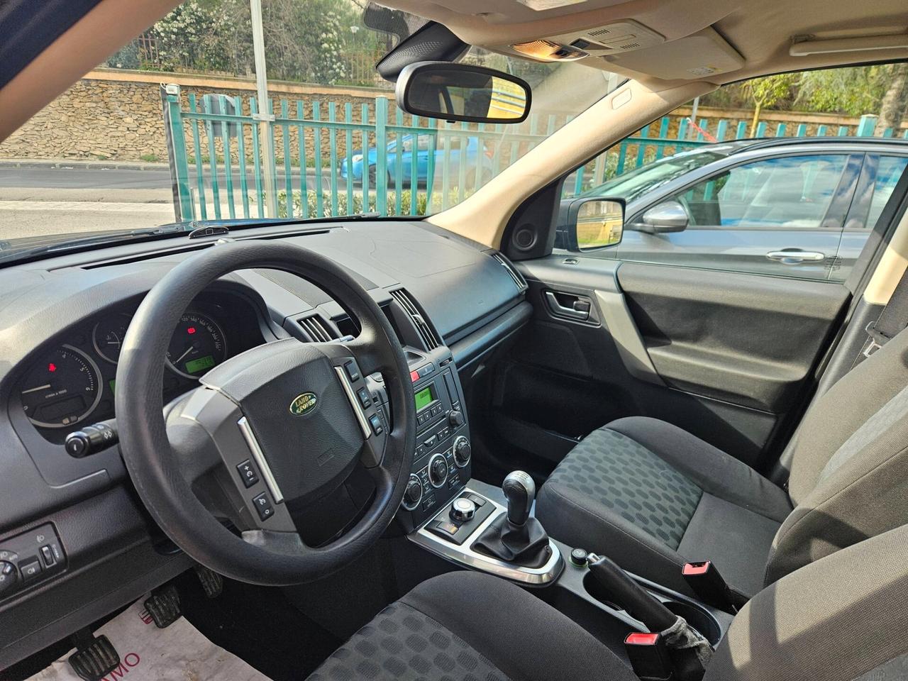 Land Rover Freelander 2.2 TD4 S.W. SE