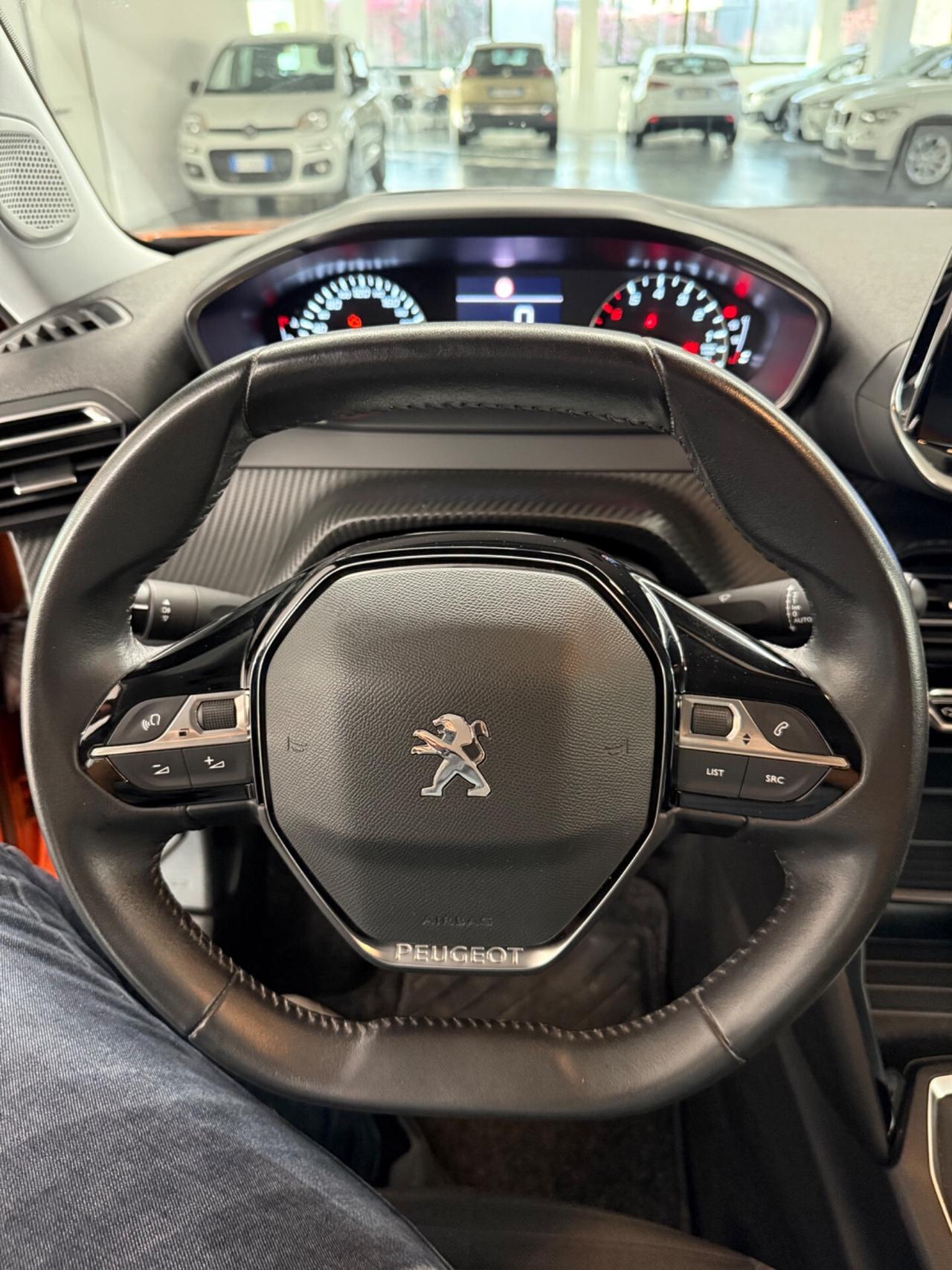 Peugeot 2008 BlueHDi 110 S&S Active Pack