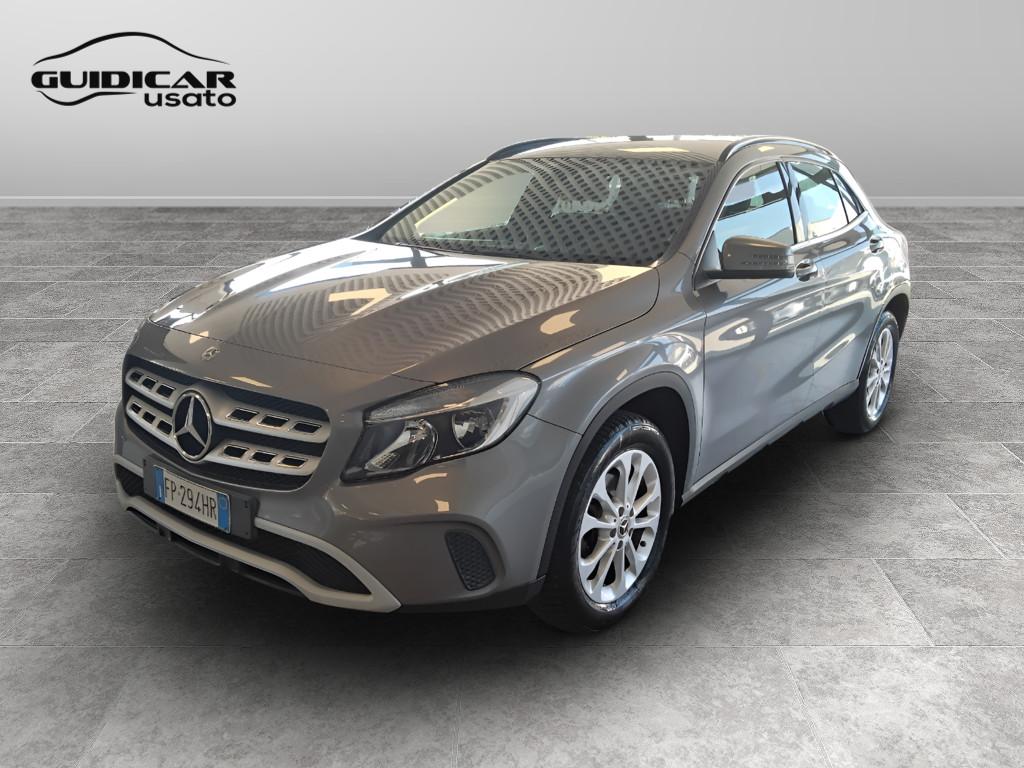 Mercedes-Benz GLA-X156 2017 - GLA 180 d Business