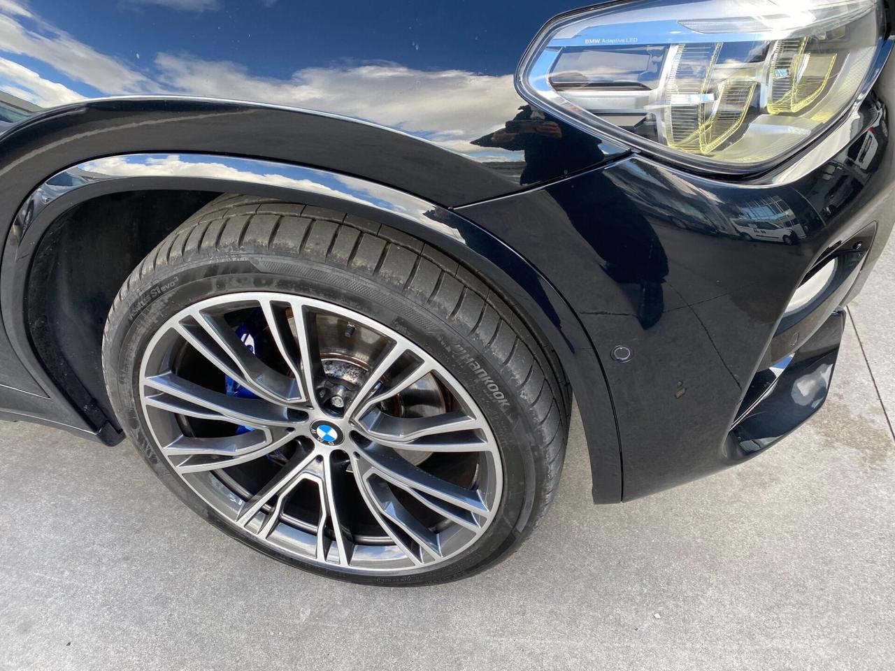 Bmw X4 M40 x drive TETTO INTERNI ROSSI