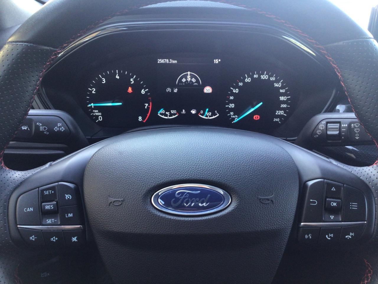 Ford Focus 1.0 EcoBoost Hybrid 125 CV 5p. ST-Line