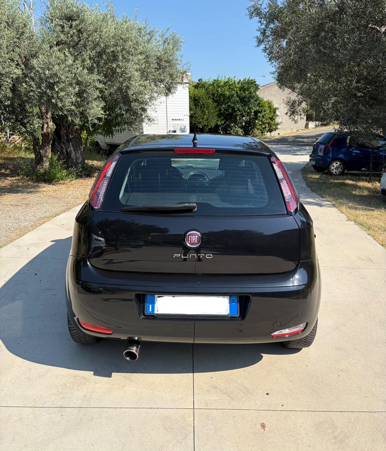 Fiat Punto 1.3 MJT 75CV SOLO 130M KM LEGGI ANNUNCIO