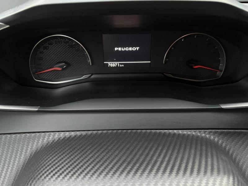 Peugeot 208 5 Porte 1.2 puretech Active s&s 75cv ADATTA NEOPATENTATI