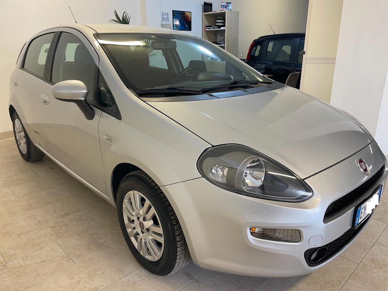 Fiat Punto 1.3 MJT II 85 CV Lounge FULL NEOPATENTATI TAGLIANDATA
