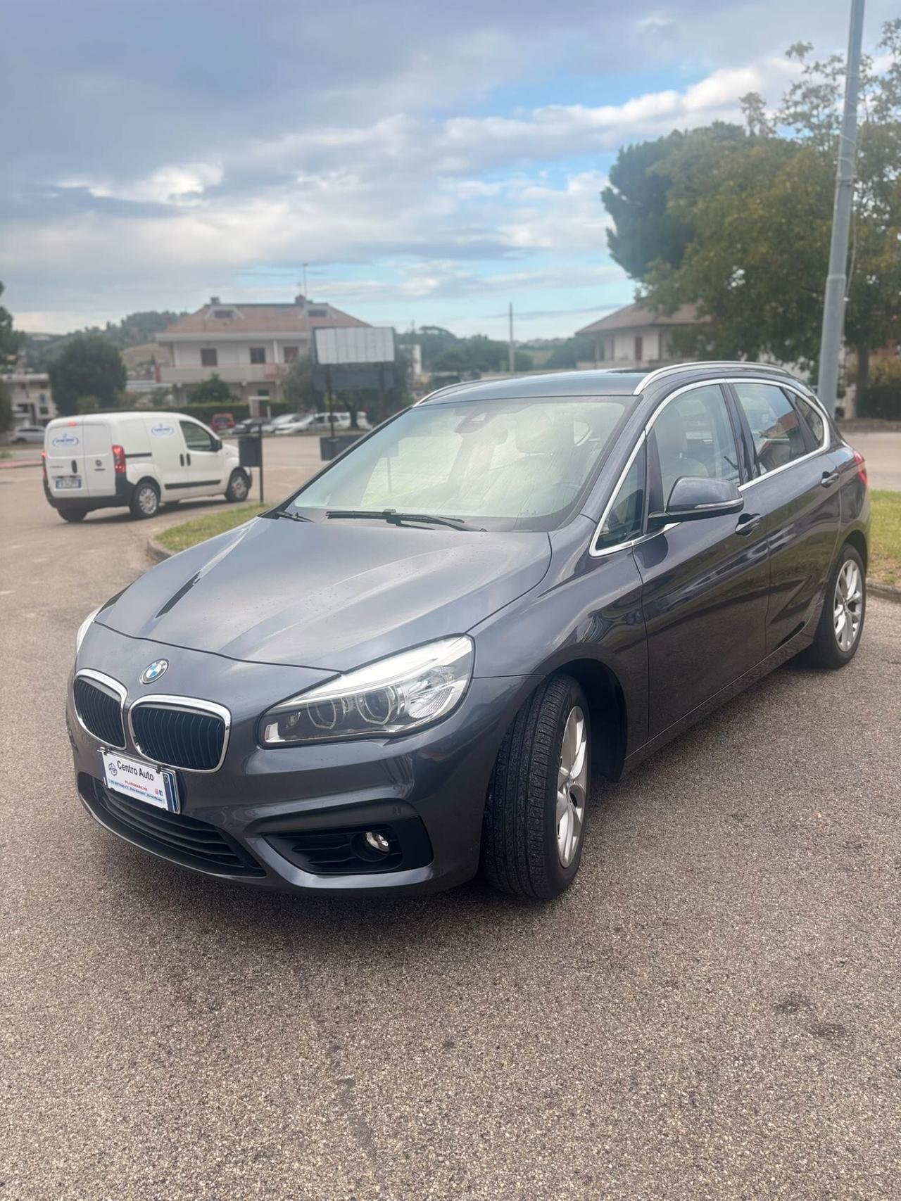 Bmw 2er Active Tourer 218d Luxury