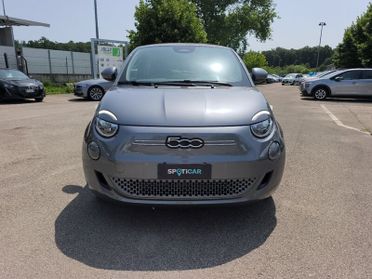 FIAT 500 LA NUOVA Nuova Hatchback My23 La Nuova - 190 Berlina