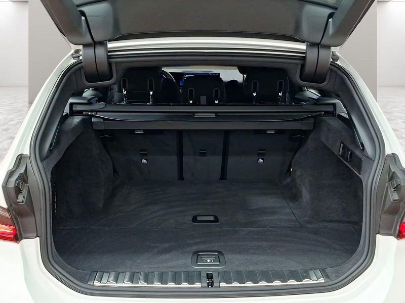BMW Serie 3 318i MSport Touring auto 18" Live Cockpit Camera Navi