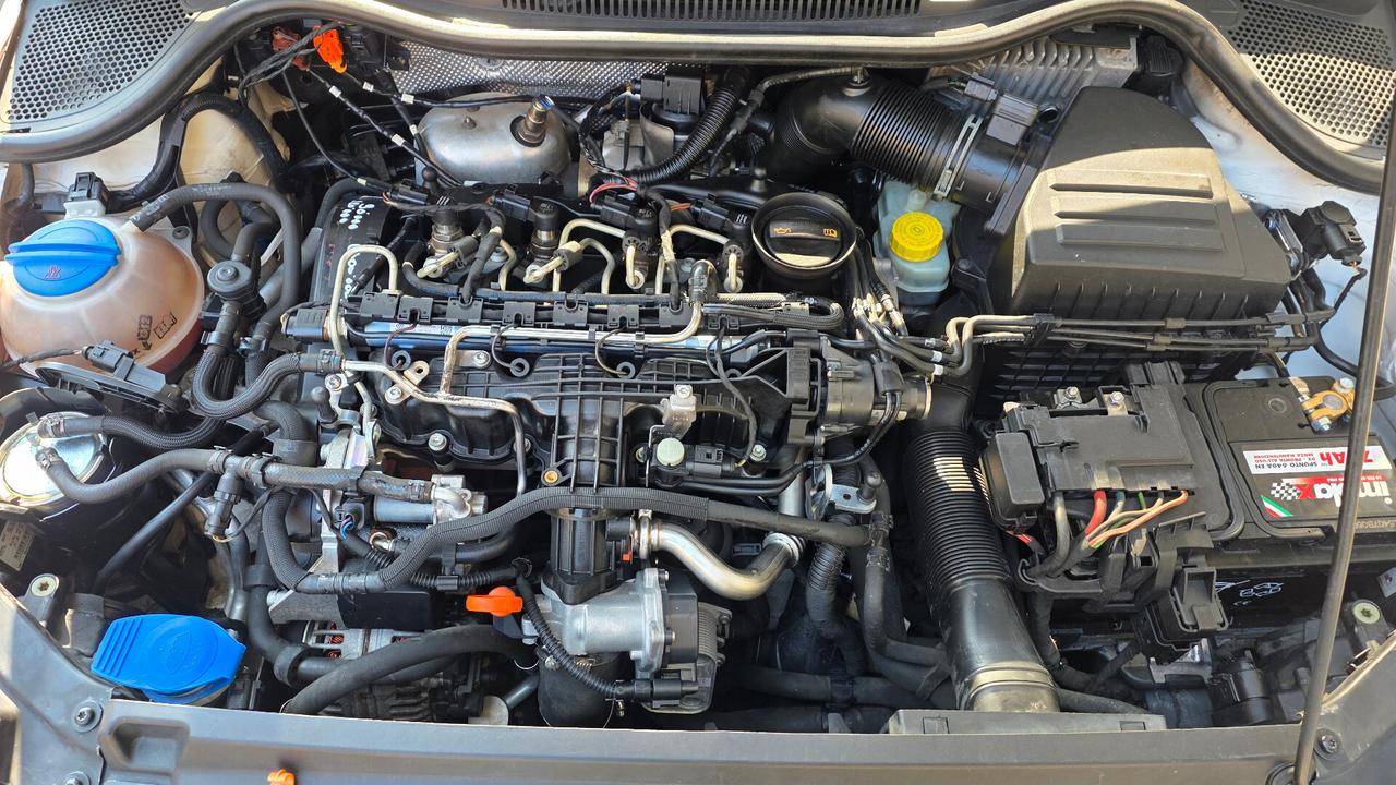 Volkswagen Polo 1.6 TDI 90CV Highline motore sostituito