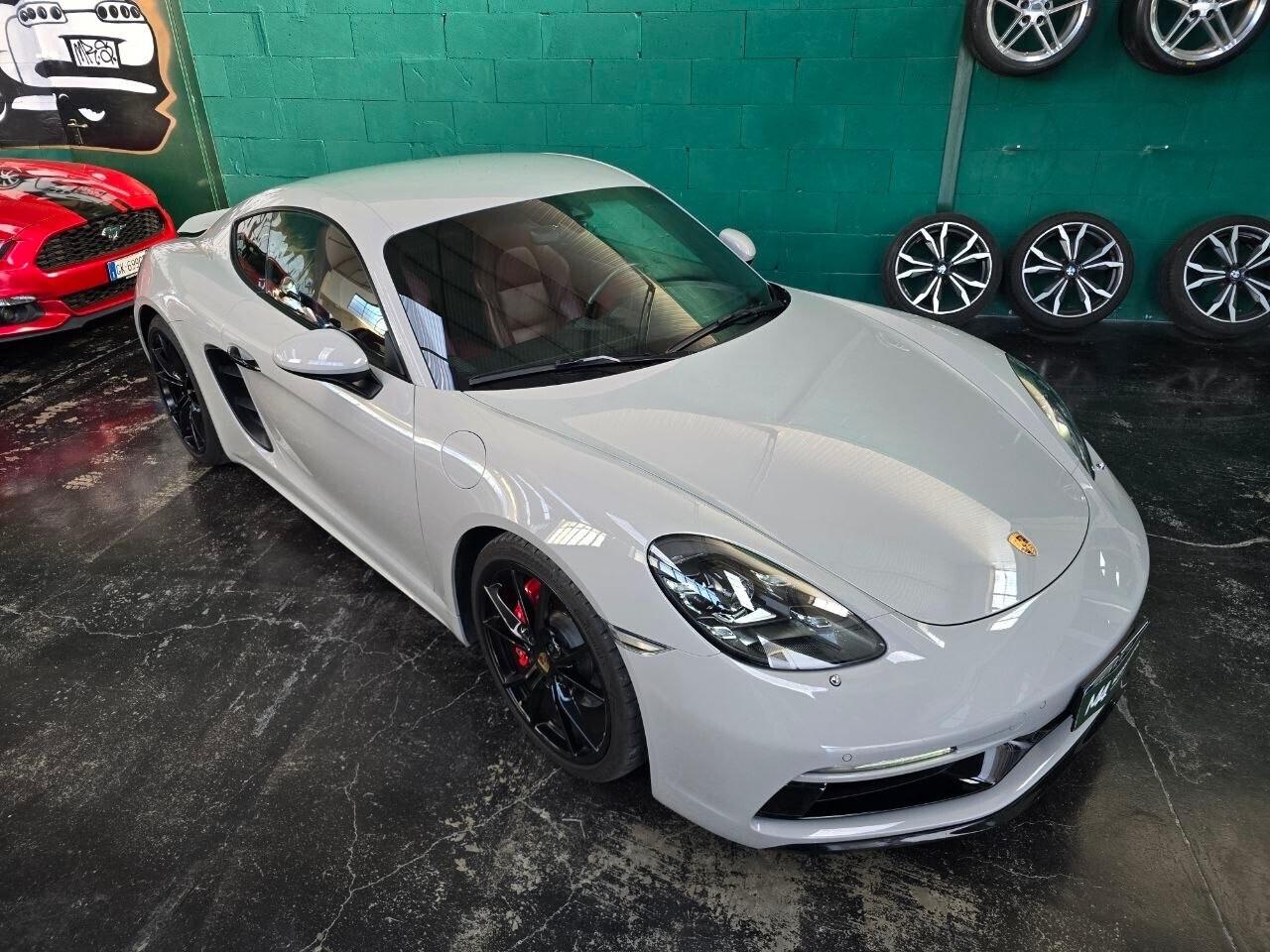 Porsche 718 Cayman 2.5 S