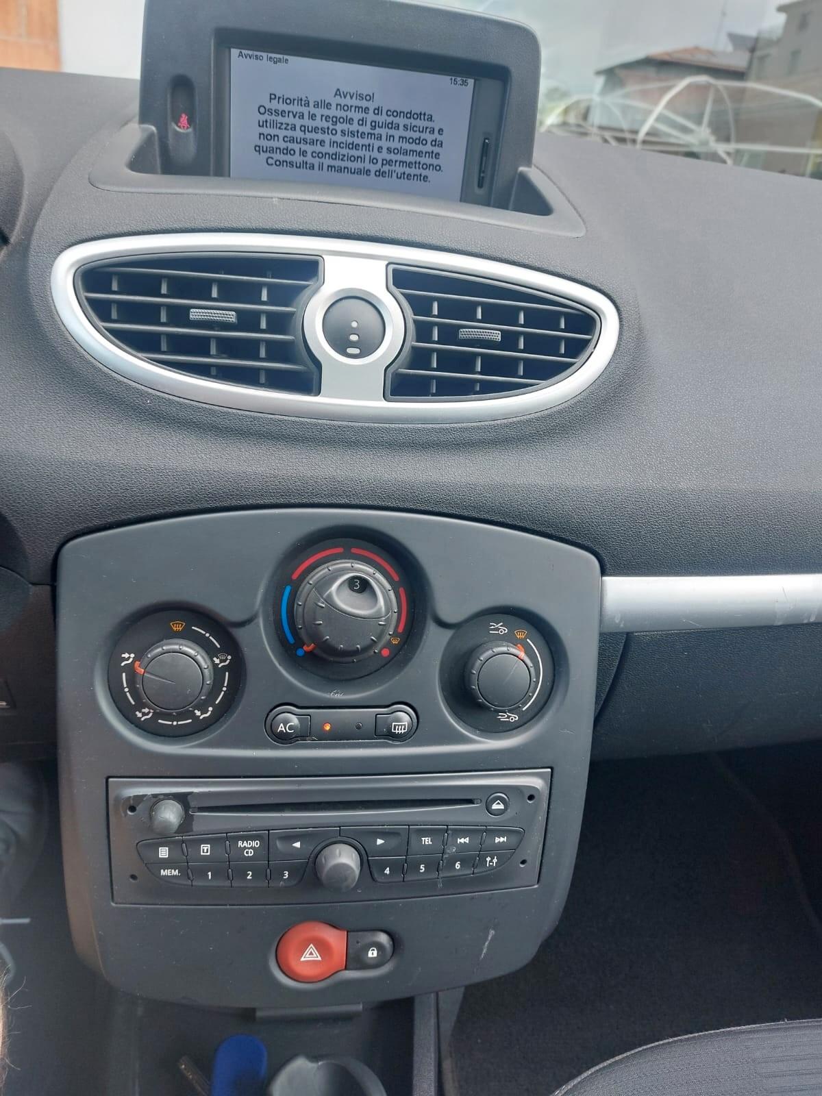 Renault Clio 1.2 16V 5 porte TOM TOM UNICO PROP