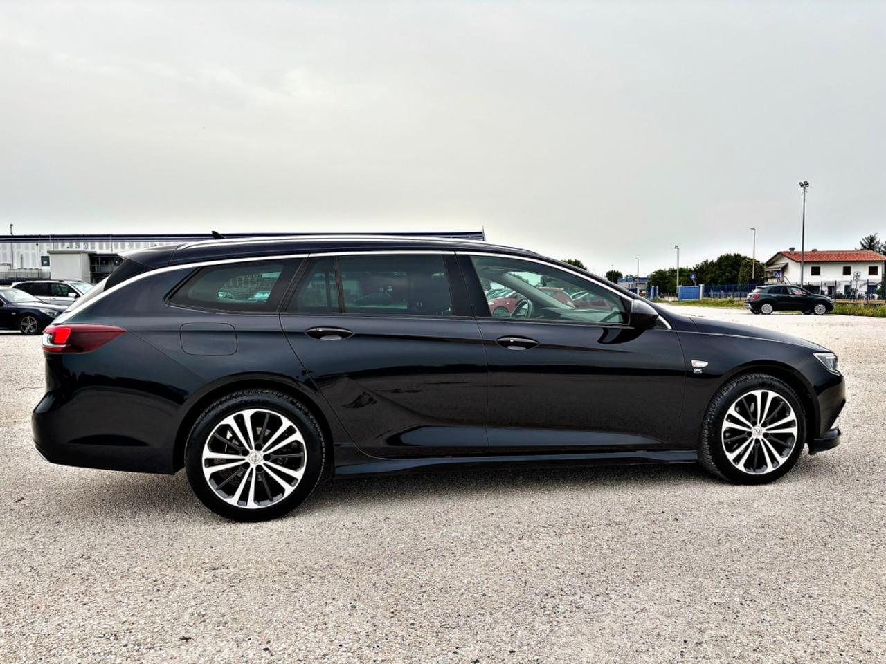 Opel Insignia 2.0 CDTI SW 170 CV Innovation OPC