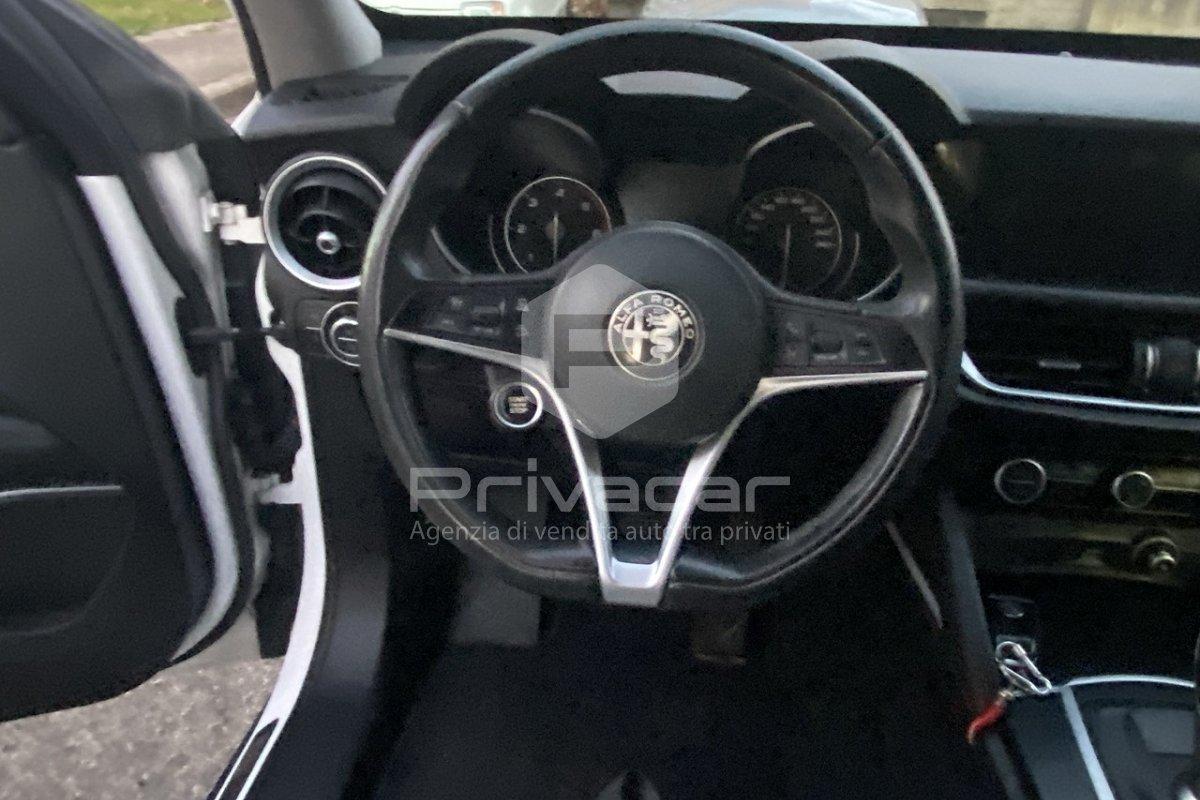 ALFA ROMEO Stelvio 2.2 Turbodiesel 180 CV AT8 Q4 Executive