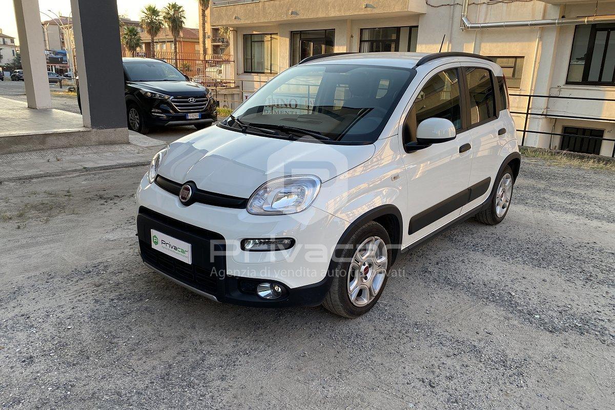 FIAT Panda 1.0 FireFly S&S Hybrid Garmin