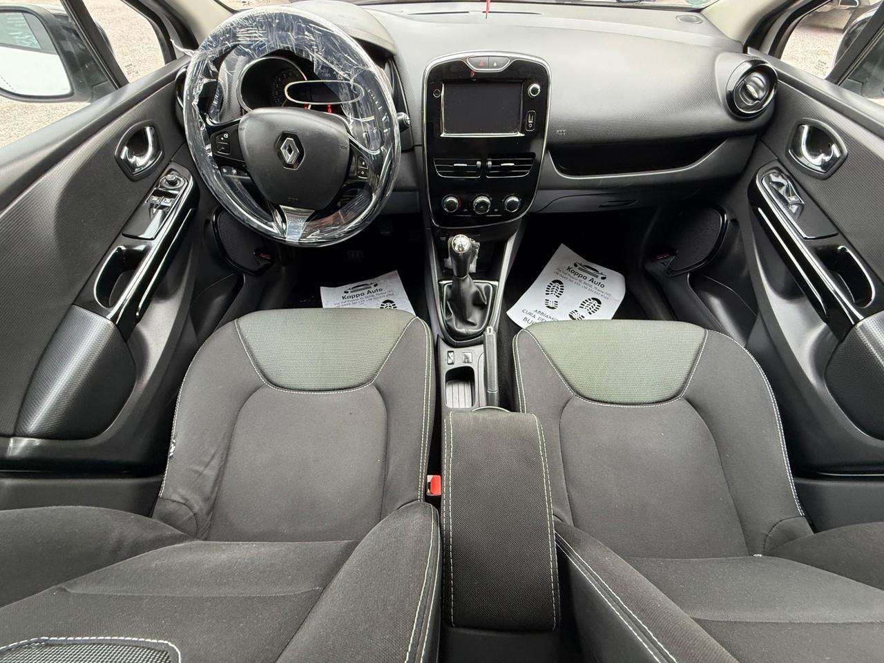 Renault Clio 1.2 75CV - Neopatentati
