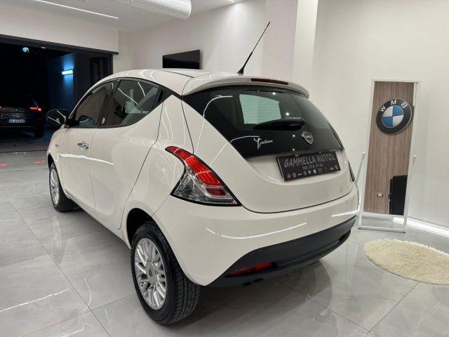 LANCIA Ypsilon 0.9 TwinAir 85 CV 5 porte Metano Ecochic Gold