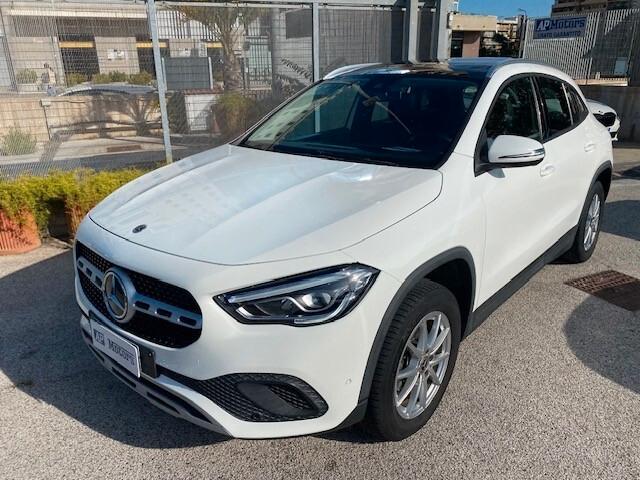 Mercedes GLA 180 d Automatic Business Extra 2000 116 Cv 2021 LED/Tetto