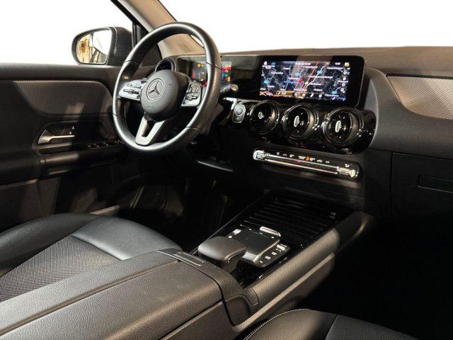 MERCEDES-BENZ GLA 180 d Automatic Business Extra