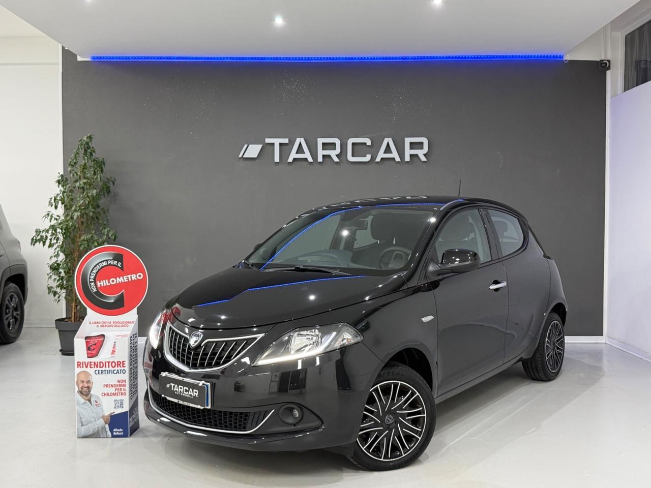 Lancia Ypsilon 1.0 Hybrid Gold *CARPLAY*CAMERA