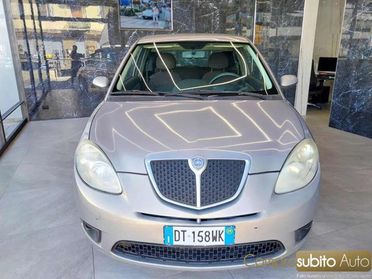 LANCIA Ypsilon 1.3 MJT 75 CV Oro