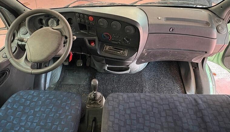 IVECO DAILY -CASSONE RIBALTABILE TRILATERALE Posti 3 Diesel 2.5 Km 173.866 certificati
