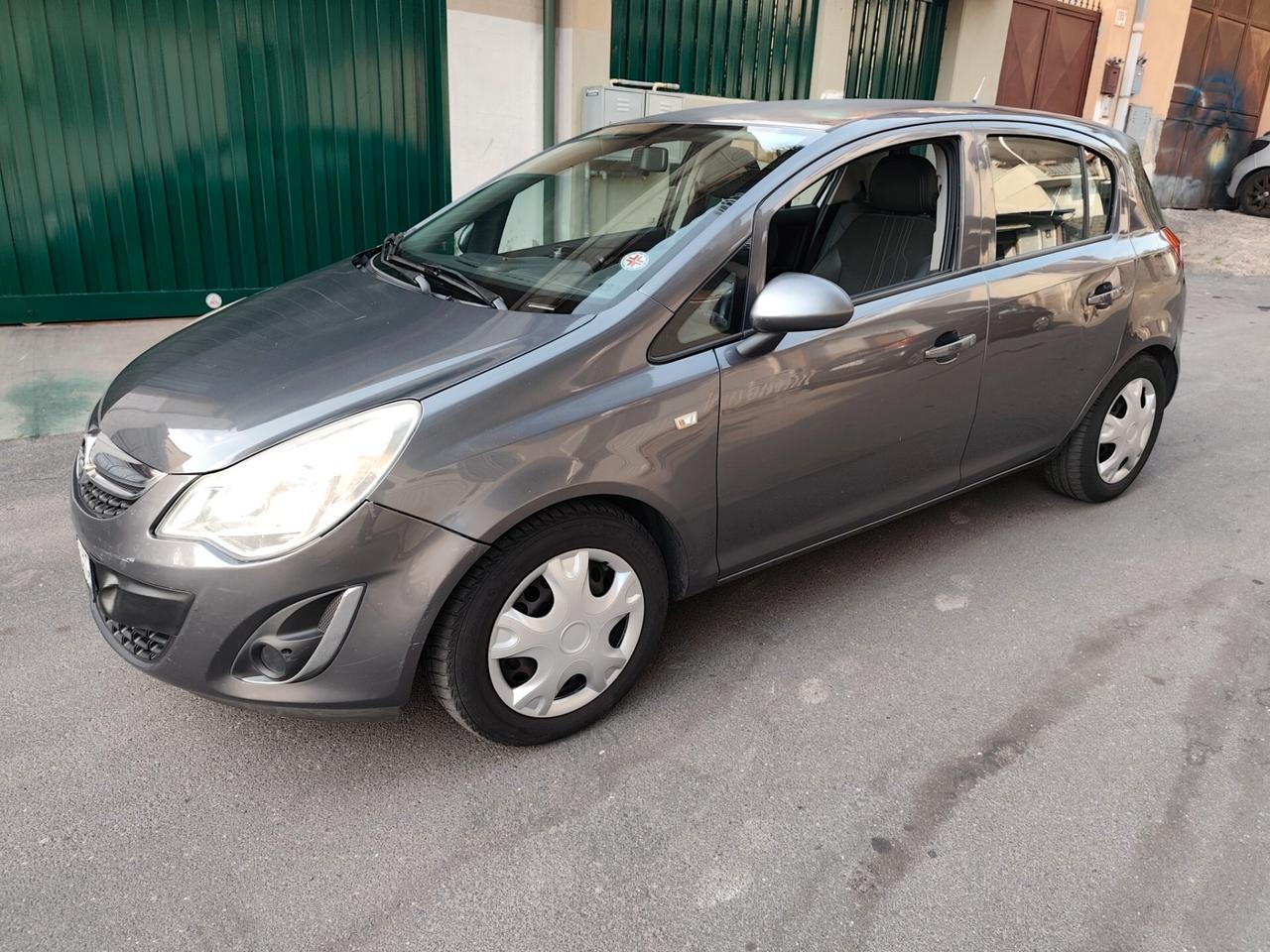 Opel Corsa 1.2 85CV 5 porte 2013