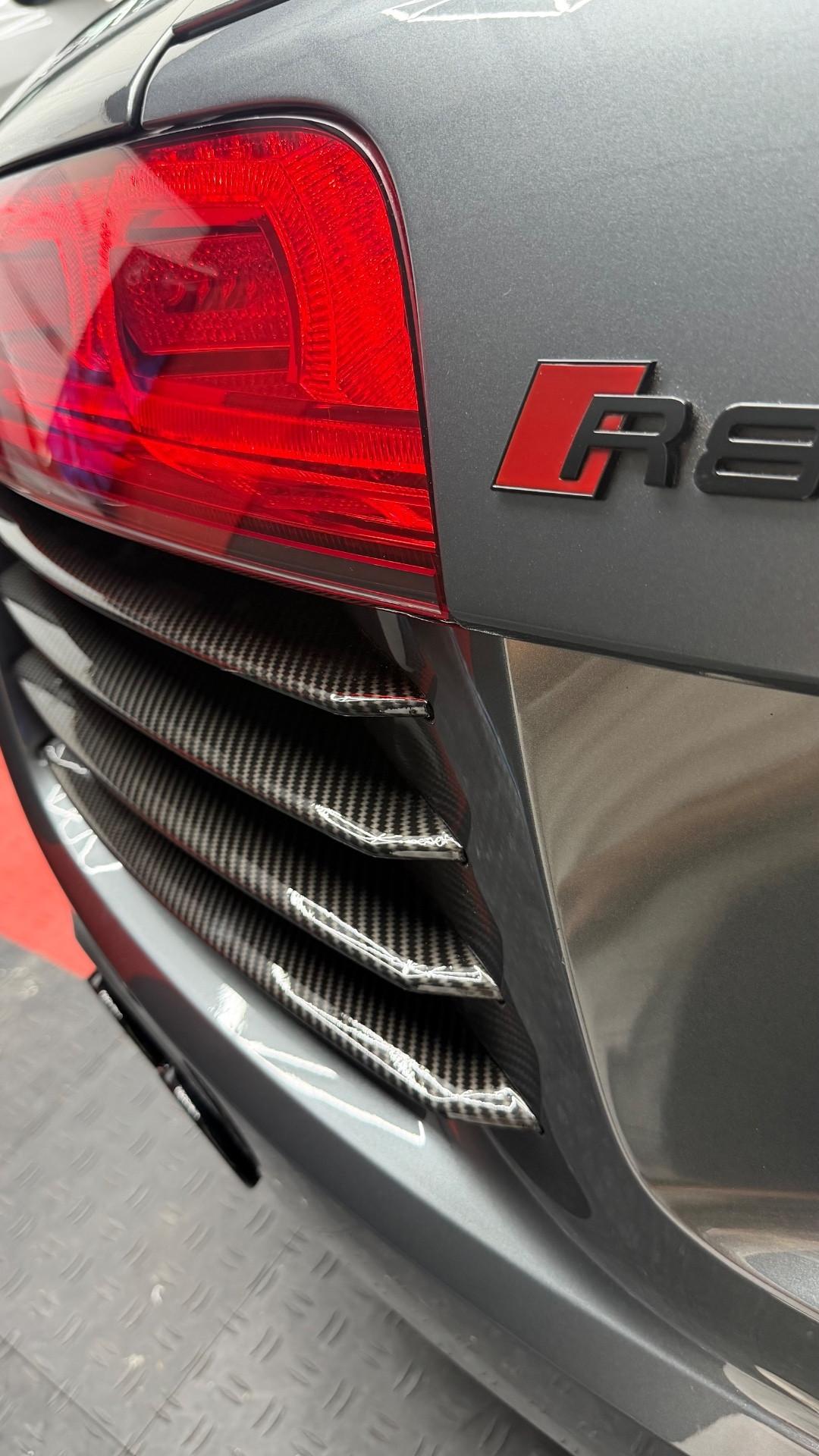 Audi R8 4.2 V8 FSI quattro R tronic