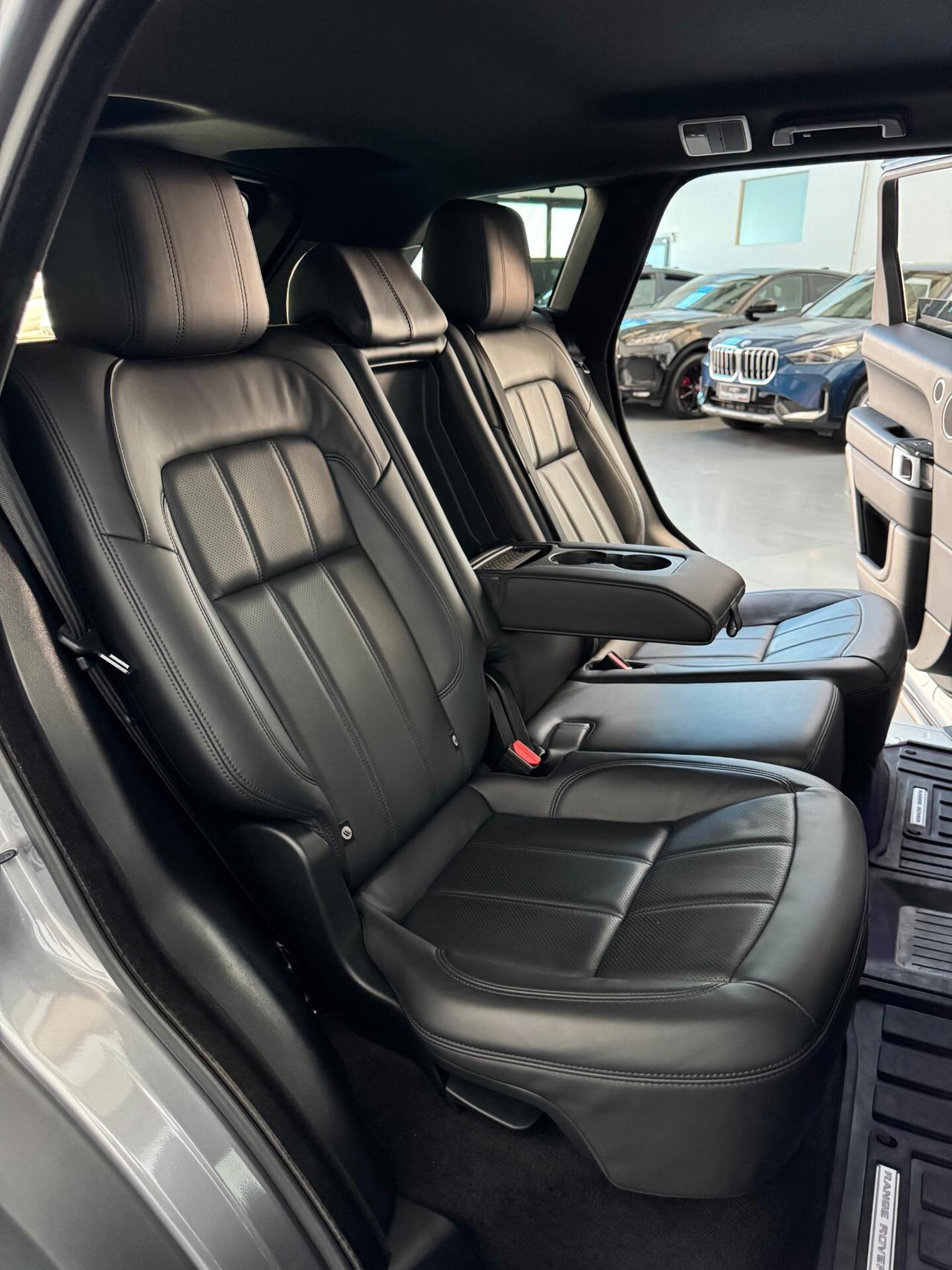 Land Rover Range Rover Sport HSE mhev 3.0cc 249cv Sedili riscaldati IVA esposta compresa nel prezzo