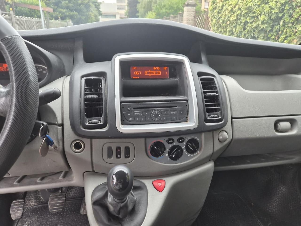 Opel Vivaro 29 2.0 CDTI 120CV PC-TA Furgone Easytronic