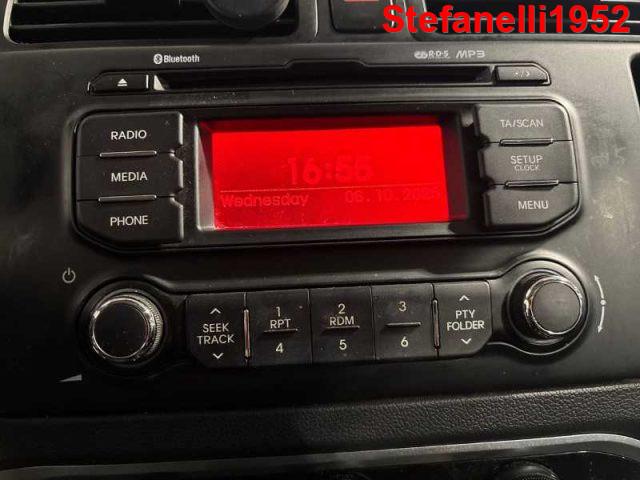 KIA Rio III - 1.1 crdi Active 5p