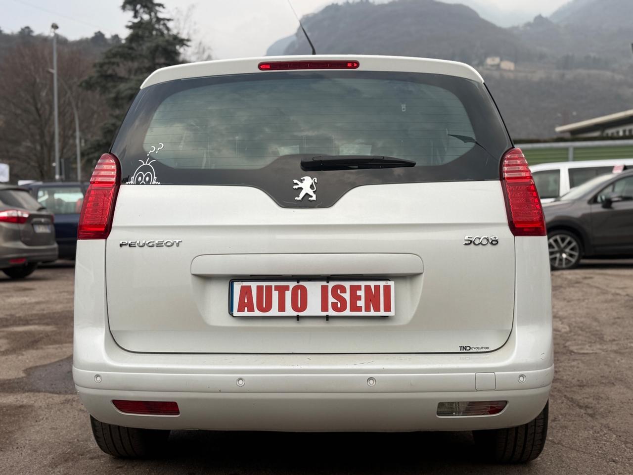 Peugeot 5008 2.0 HDi 150CV Business