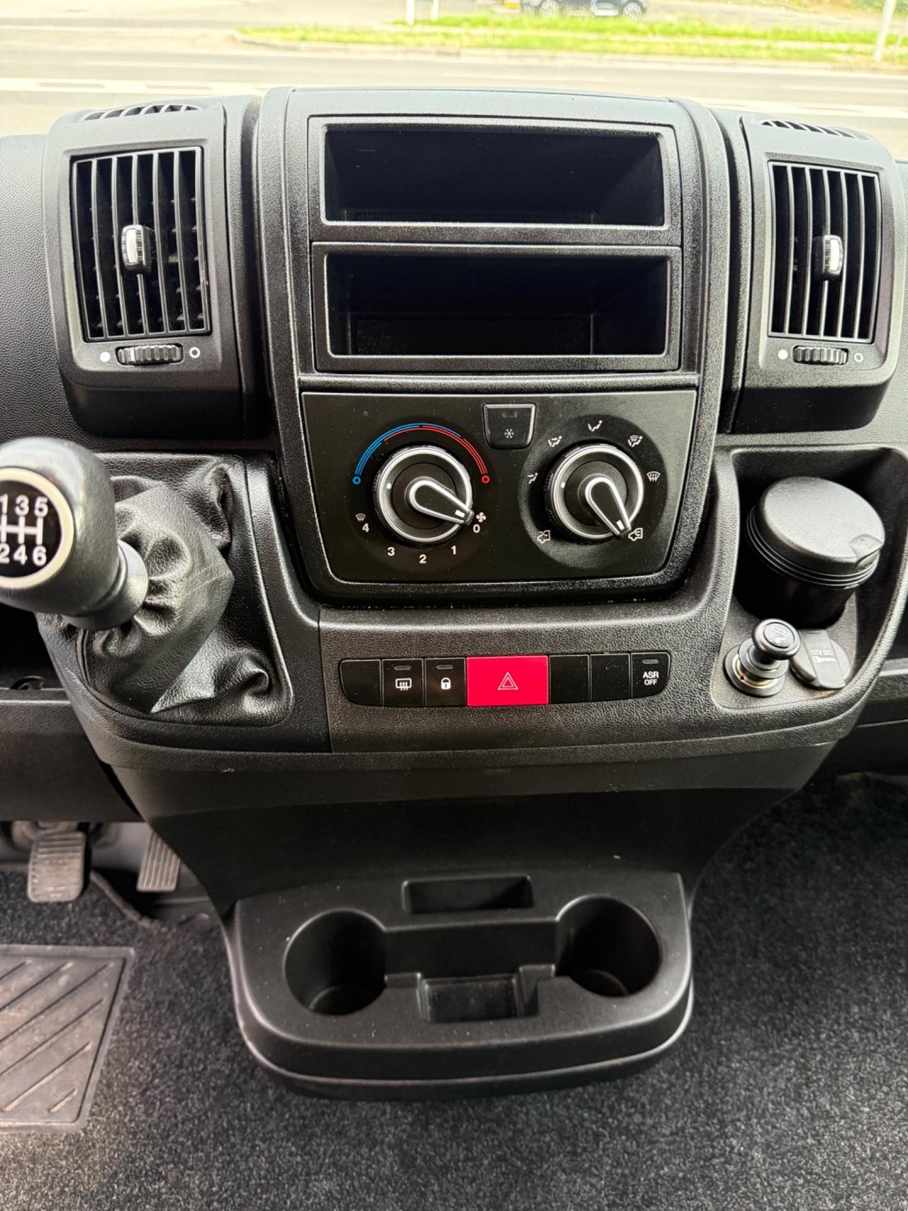 Peugeot Boxer 33 2.2 BlueHDi 120 L2H2 Iva Compresa