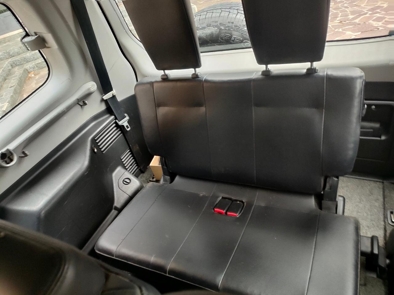 Mitsubishi Pajero 3.2 16V DI-D 7 posti e gancio